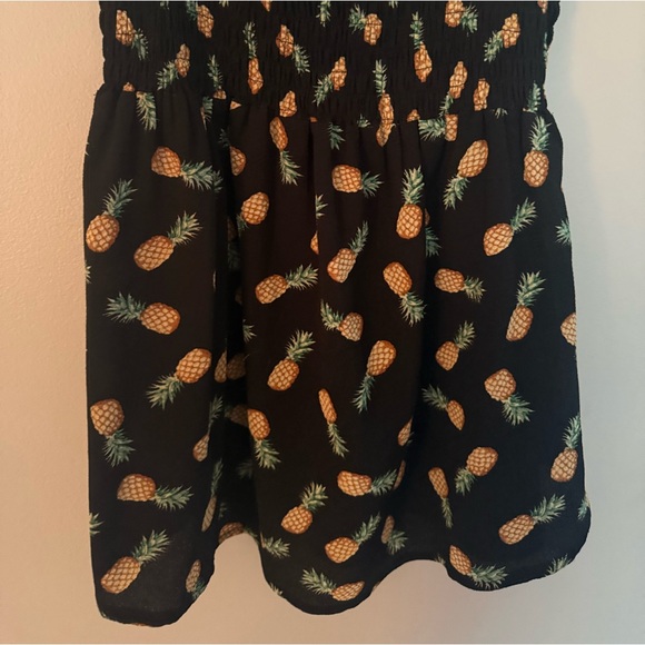 Pineapple Printed Monteau Tanktop - Picture 4 of 5